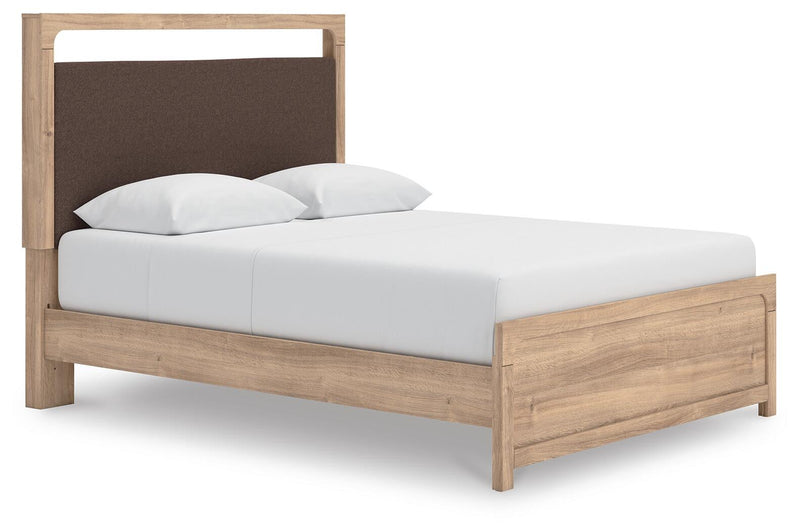 Hollymount Queen Upholstered Platform Bed, Dresser and Mirror