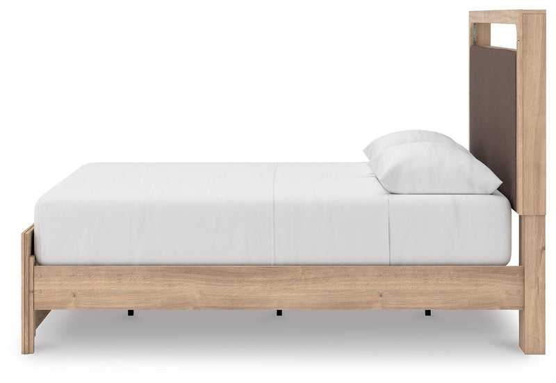 Hollymount Queen Upholstered Platform Bed, Dresser and Mirror