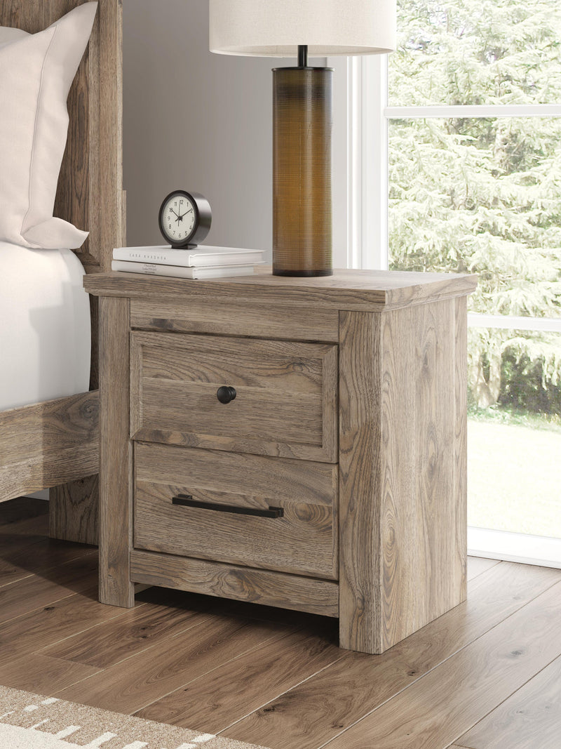 Keithland Queen Panel Bed with Mirrored Dresser and Nightstand