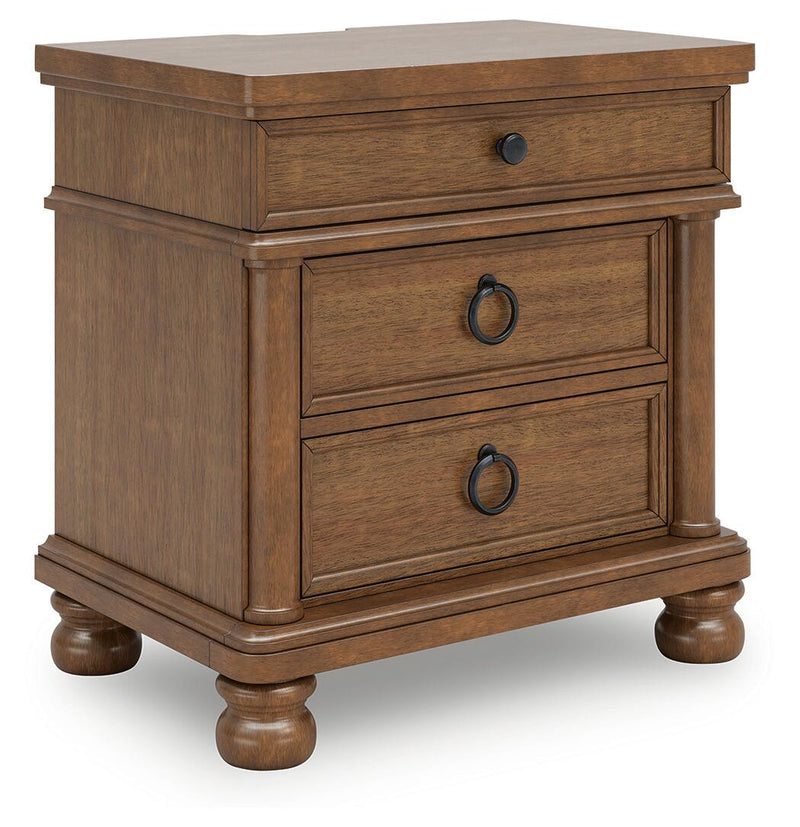 Chadworth Queen Poster Bed with Mirrored Dresser and Nightstand