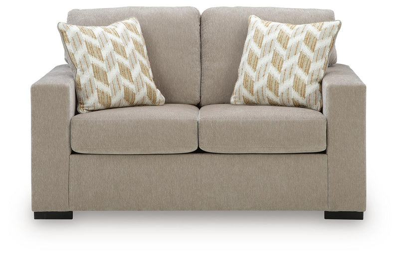 Bridgepoint Loveseat